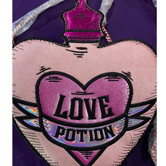 Danielle Nicole Harry Potter Amortentia bottle crossbody bag NWT Wizarding World - Picture 2 of 8